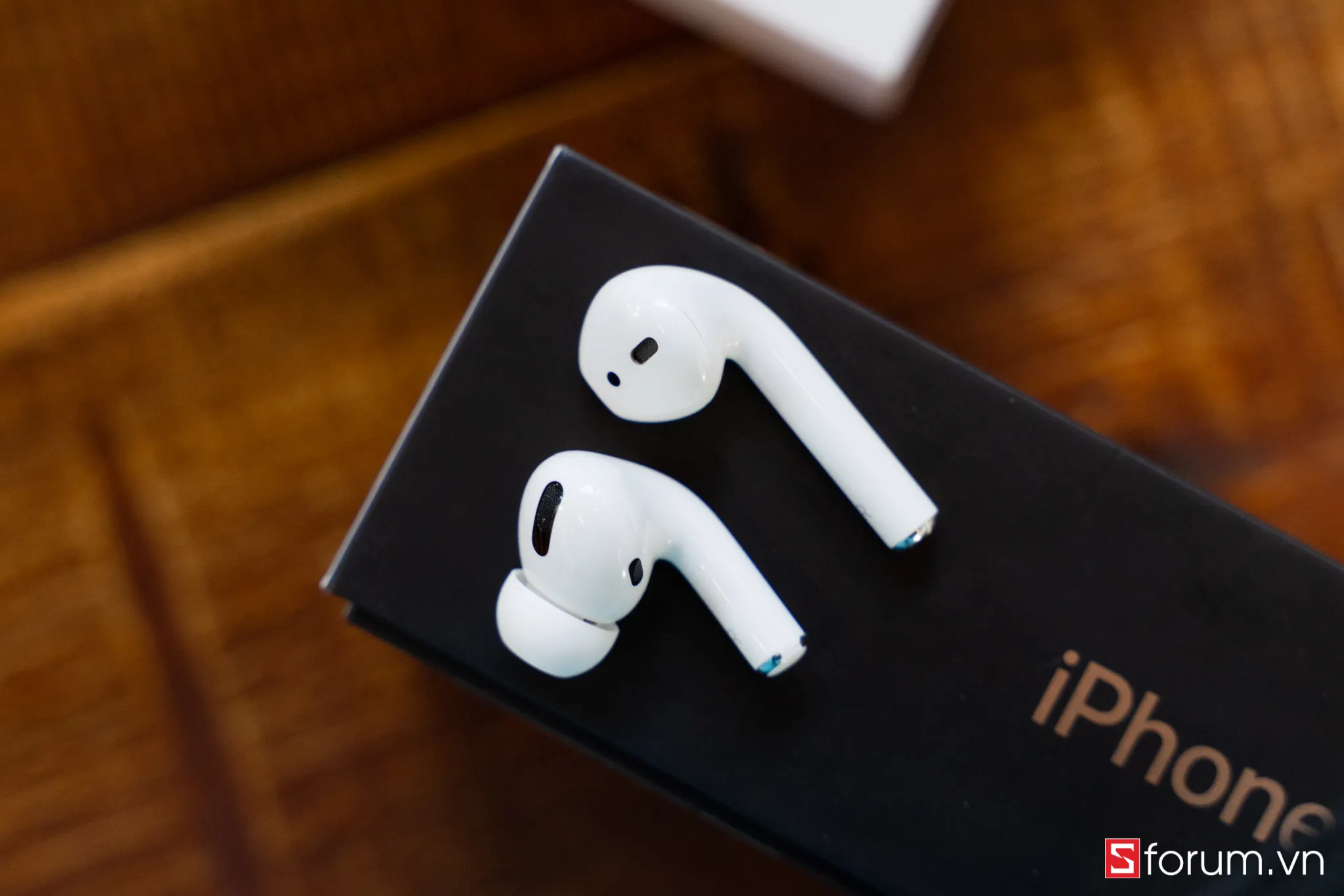 Sforum - Trang thông tin công nghệ mới nhất AirPods-Pro-17 Những vấn đề thường gặp khi sử dụng Apple AirPods và cách khắc phục 