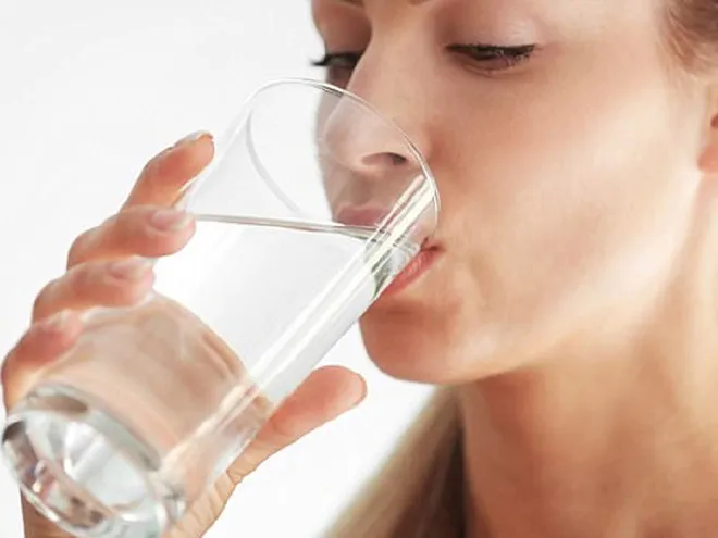 uống nước tăng vòng 1