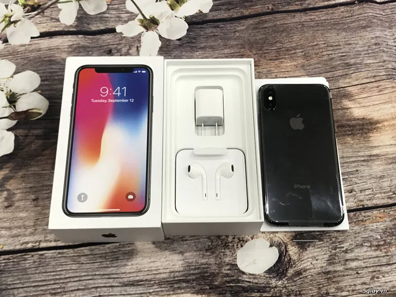 iPhone trôi bảo hành chất lượng cũng trôi nổi