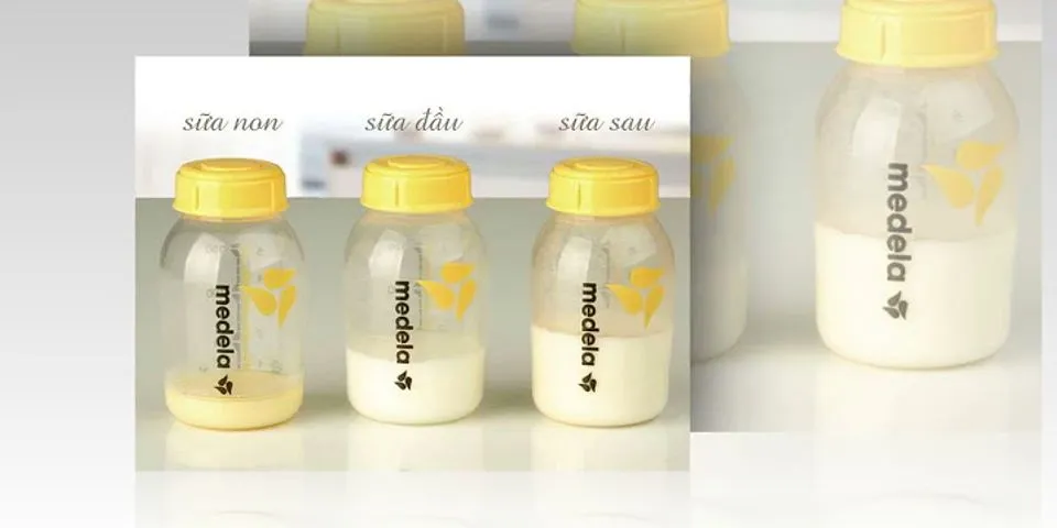Làm sao de sữa mẹ có màu vàng