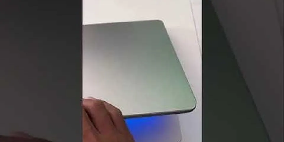 Laptop Dell Core i5 màu bạc
